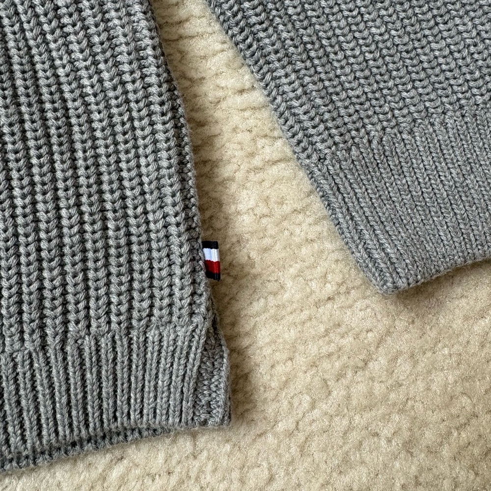 Tommy Hilfiger grey cable knit pullover crewneck cotton sweater, sz XL - Picture 3 of 7